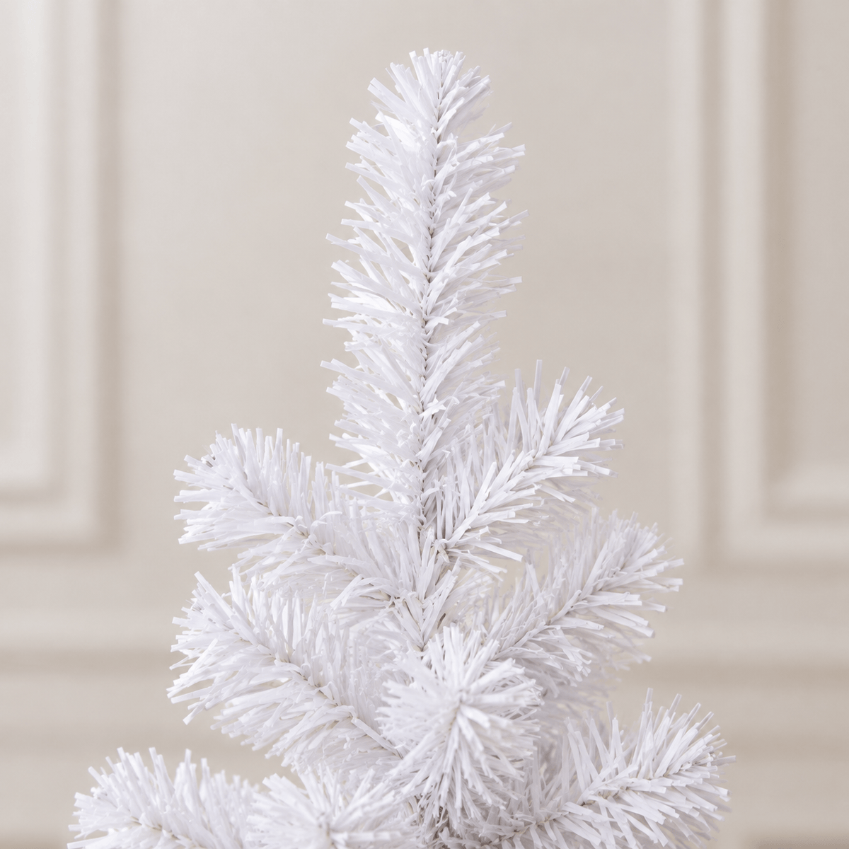 6' White Artificial PVC Christmas Tree with Metal Stand, 650 Tips