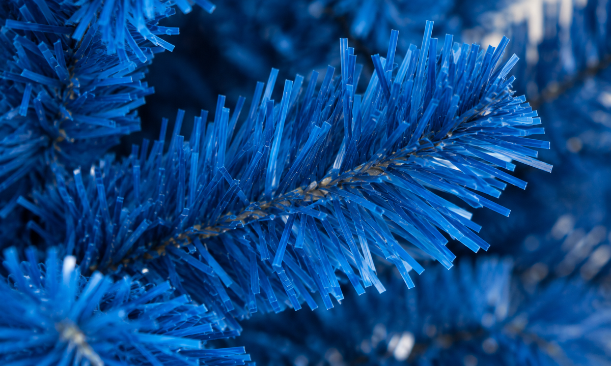 Blue Pencil Christmas Tree with 618 Branch Tips - Realism