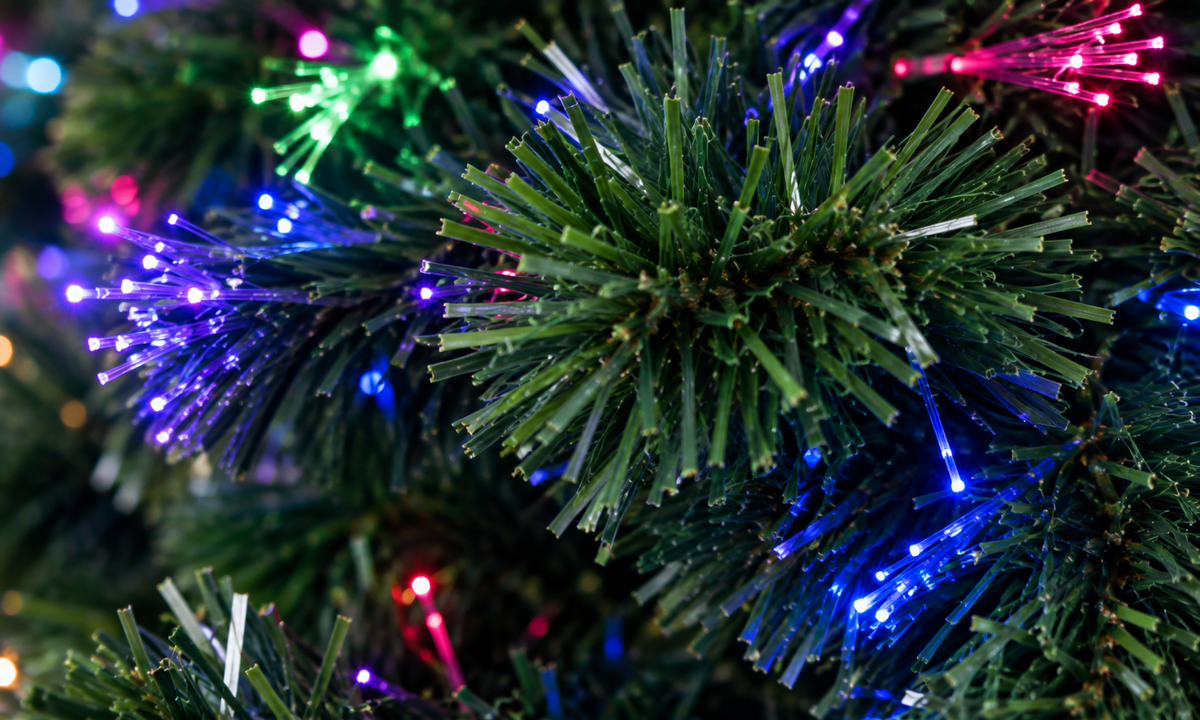 Green Fiber Optic Christmas Tree with Snowflakes - Realism
