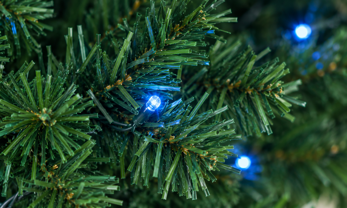 Green Pre-Lit Christmas Tree with Synchronized LED Lights - Fullness