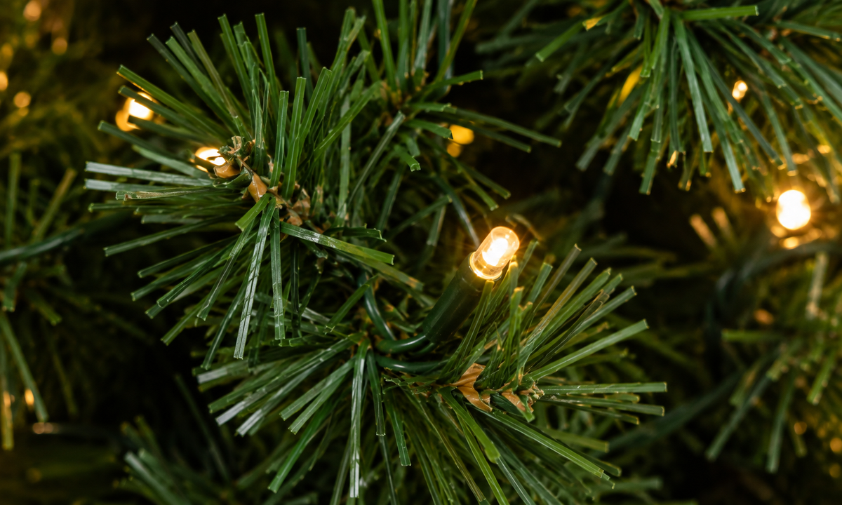 Pre-Decorated Pop-Up Christmas Tree with Warm White LED Lights - Fullness