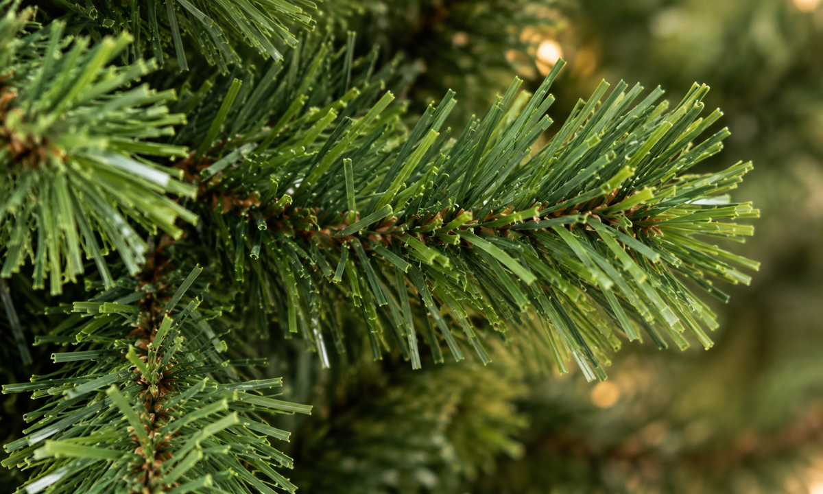 Pre-Lit Tabletop Christmas Tree with Vintage Potted Base - Realism