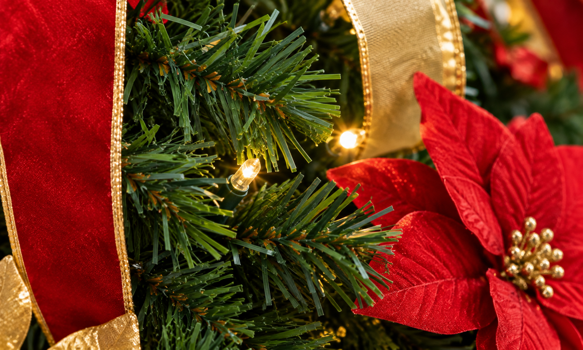 Red and Gold Pre-Decorated Pop Up Christmas Tree with 200 LED Lights - Fullness